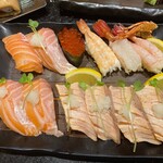 Nigiri Chojiro Senbayashi Ten - あぶりサーモン＆サーモン＆エビ