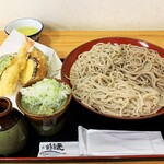 Juuwari Soba Noan - 天盛りセット・三色。1500円