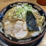 Kansai Furaiken Oosaka Honten - 少し縮れた中細麺