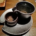 Ginshari Dining Kadomoku - 日本酒。味も良かったですが、器もいいですよね。