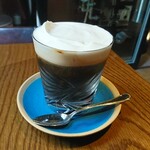 Mafumi Coffee Ten - 「カフェ・ヴィエヌア」はウインナーコーヒーでした