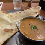 Sewa - Aセットでチキンカレーとナン