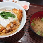 Shinanoji - カツ丼