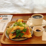 cafe yom pan - 