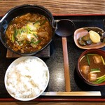 Yukichi - 牛すじ辛煮定食