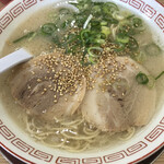 Yatai Bone Ikimedai Carillon Ten - 博多ラーメン