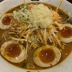 Oogiya Ramen Fujioka Ten - 辛味噌大盛り、ネギ、味玉2個、濃いめ硬め