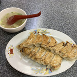 Minmin Kami Shinjo Ekimae Ten - 餃子定食（ご飯、小鉢付き）803円