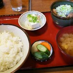 Masuya - もつ煮込み定食