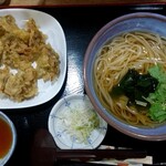 Inaniwa Udon - 舞茸天ぷらうどん