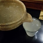 やきとり処杉菜 - 名物の焼酎カボス水割り