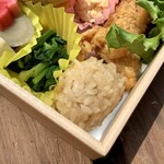 Sushi Kappou Shidashi no Furukawa - 【幕の内弁当(竹) 600円】この「くり蒸おこわだんご」が食べてみたくて買いました。