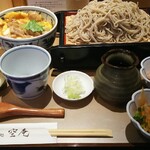 Soba Sake Dokoro Kuuan - せいろ 670円、大盛り セット200円(通常300円) 、本日の小丼セット 350円(単品500円)