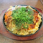 レストラン にちなん高原の駅 - 2020年8月　お好み焼き麺ダブル（830円）