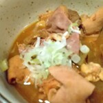 うな陣 - サービスでいただいたモツ煮