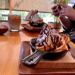 Jiyuu Cafe - 