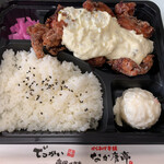 Kara-age Honpo Nakakaratei Suwa Cho Ten - チキンタルタル弁当(5個入り)