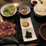 Wagyu Yakiniku Tokori Ueno Banbugaden Ten - 