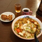 Ippin En - ■広東麺+唐揚げ(2個) 750円(内税)■