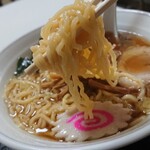 Ramen Togen - 中細縮れ麺