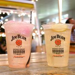 TOKYO TOWER CHO-TEN HIGHBALL GARDEN - FROZEN HIGHBALL(バイス/600円)＆ジムビームハイボール(500円)
                        メニュー写真はジョッキだけどプラカップでの提供です。