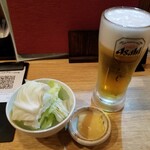 鶏心 - お通し＆生ビール