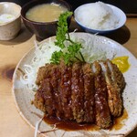 丸八 - ロースカツ定食1260円