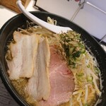 麵屋カモメ亭 - 