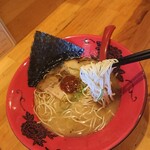 Ramen Kan Menjin - 麺のリフトアップ