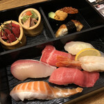 Nigiri Zushi Benkei Katano Ekimae Ten - 