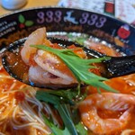 元祖トマトラーメンと辛めんと元祖トマトもつ鍋 三味 - 