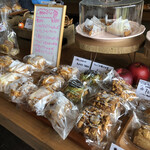 Bake Shop & Cafe Hanakoko - 