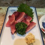 Izakaya Mikura - かつお(500円)