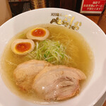 Awakei Shio Tonkotsu Ramen Berashio Sohon Ten - 