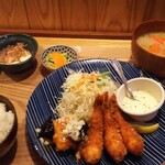 Ebi Ebi Shokudo Ebi Happon - エビフライとエビチリの定食 1200円