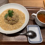 Ringer Hut Shinbashi Ekimae Ten - あんかけチャーハンです。（2020年10月）