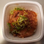 Yoshinoya Hyakuyonjugosen Chichibu Ten - 思ったより黒くなくて青ネギ乗ってます