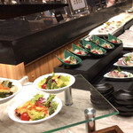 Dining Marche Green Court - 料理棚