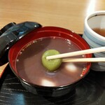 カニドン - 白玉は白と抹茶