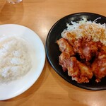 Gusto Kinugawa Ten - から揚げランチ