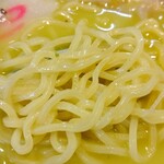 Karasa Ippondo Rozan Nishine Ten - 青南蛮塩豚骨の麺アップ ぷりぷりの好みのの茹で加減でスープもよく絡み旨い!