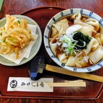 Miyajima An Nishikimachiten - ひもかわ・かき揚げ