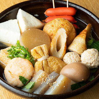 This is Izakaya (Japanese-style bar) where you can enjoy warm oden and sake in the cold winter!