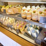 HOKI COFFEE TERRACE Okazaki Ten - ショーケースのケーキ