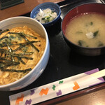 Su Zu Ya - 親子丼780円パサパサしてたぁ…