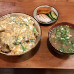 Himeno - くじらかつ丼(1,000円)