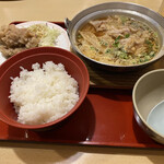 Joyful Fukuoka Oonawarai Ten - 背脂たっぷり鉄鍋醤油ラーメン