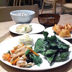 Cafe & Meal Muji Tokyo Ariake - 