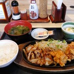 Machikado Ya Nara Omori Machi Ten - 豚生姜焼き＆唐揚げ定食　税込740円