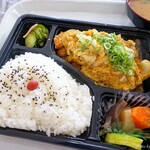 Bento Ya Ozaki Ten - 2020年7月　カツとじ定食（ご飯大盛り）【税込600+50円】弁当では珍しいカツとじ